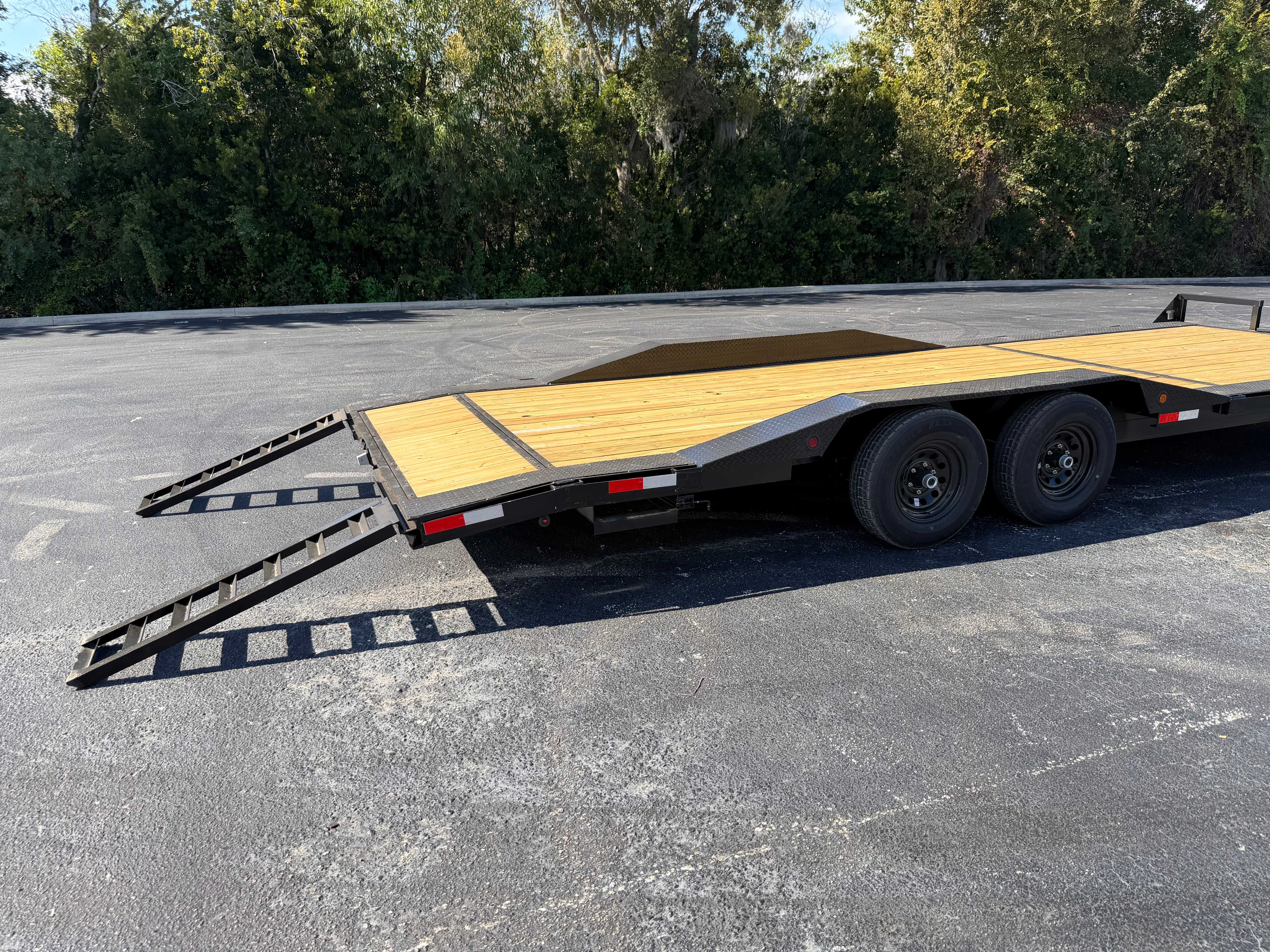102x24ft Drive Over Fender Car Hauler Trailer view 2